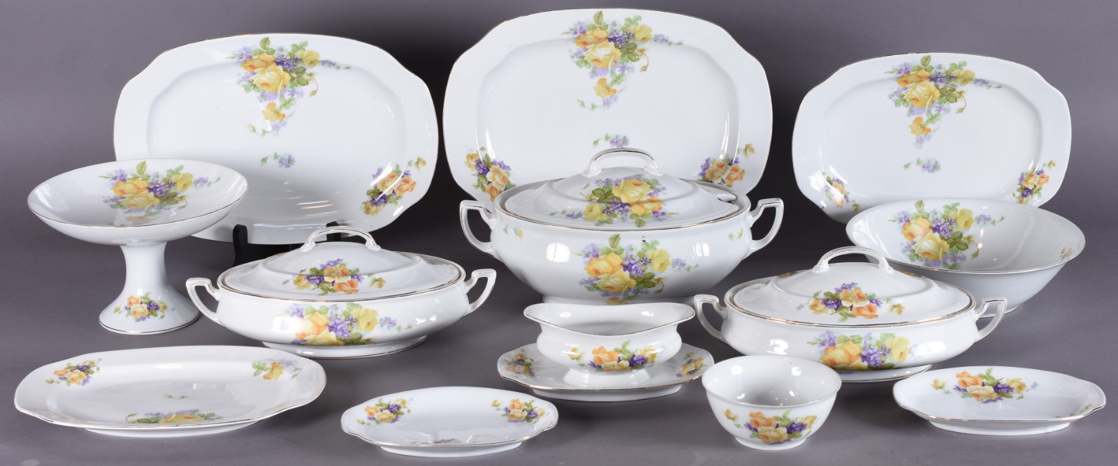 Aparelho de jantar, chá e café de porcelana tcheca "Victoria"... - foto 3 de 9