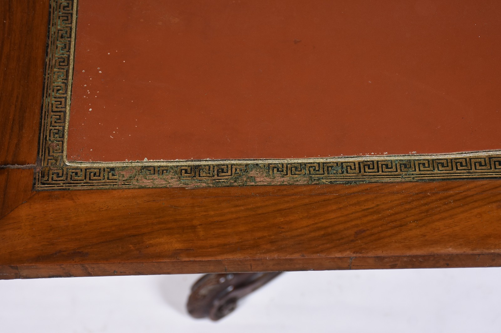 Mesa de madeira nobre estilo Biedermeier, tampo dobrável, apoio em... - foto 4 de 11