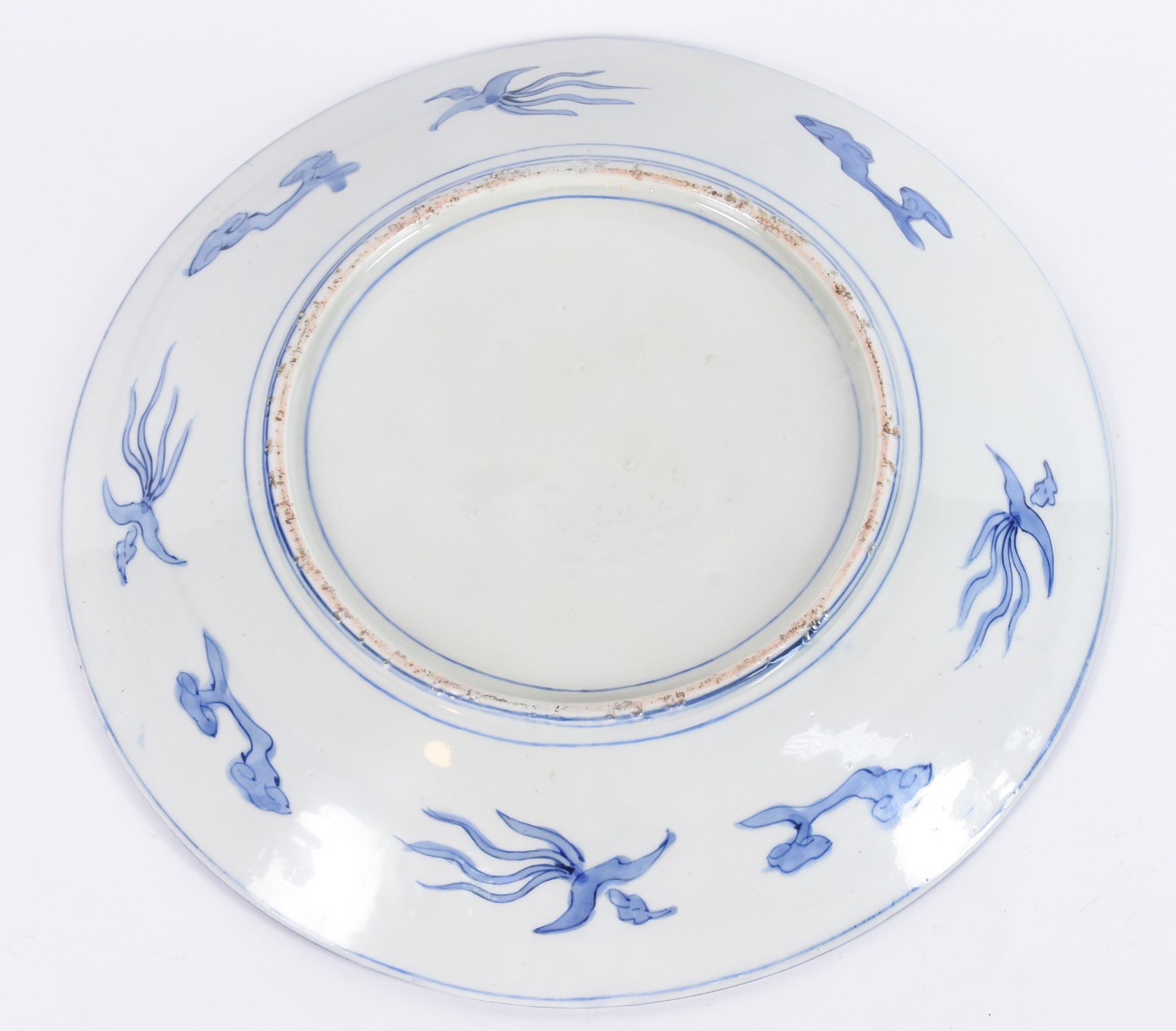 Antigo medalhão de porcelana Imari, verso com símbolos em azul. - foto 3 de 3