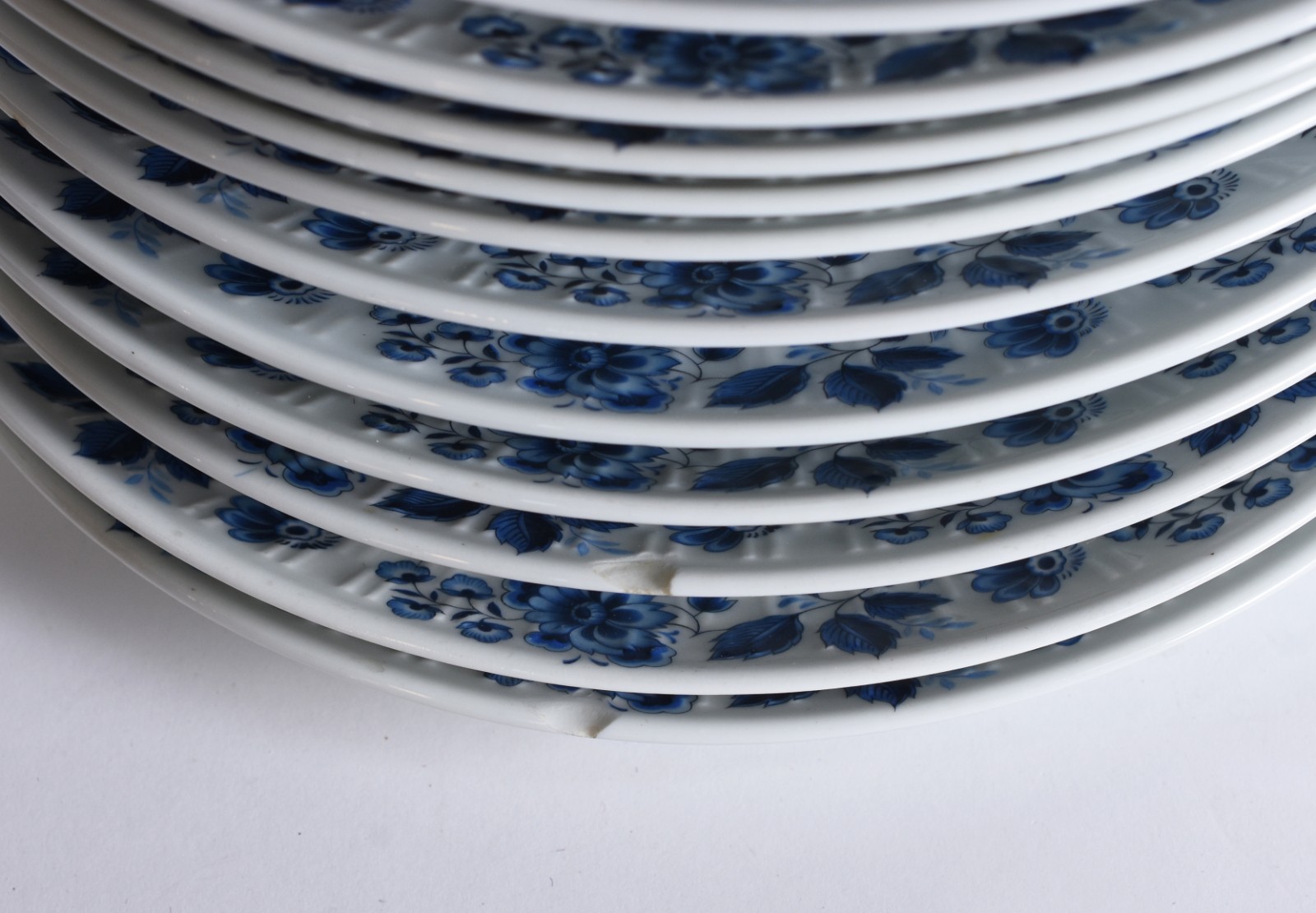 Serviço de jantar de porcelana nacional EMANO decorado com aves do... - foto 4 de 4