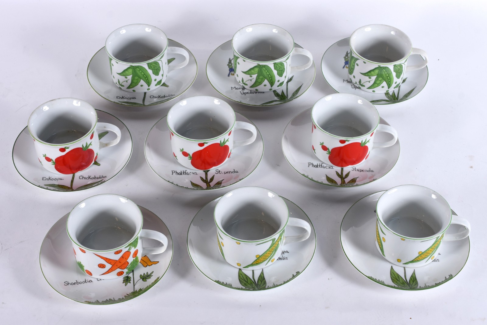 Serviço para consomé de porcelana Villa Vanilha Palm Beach... - foto 2 de 5