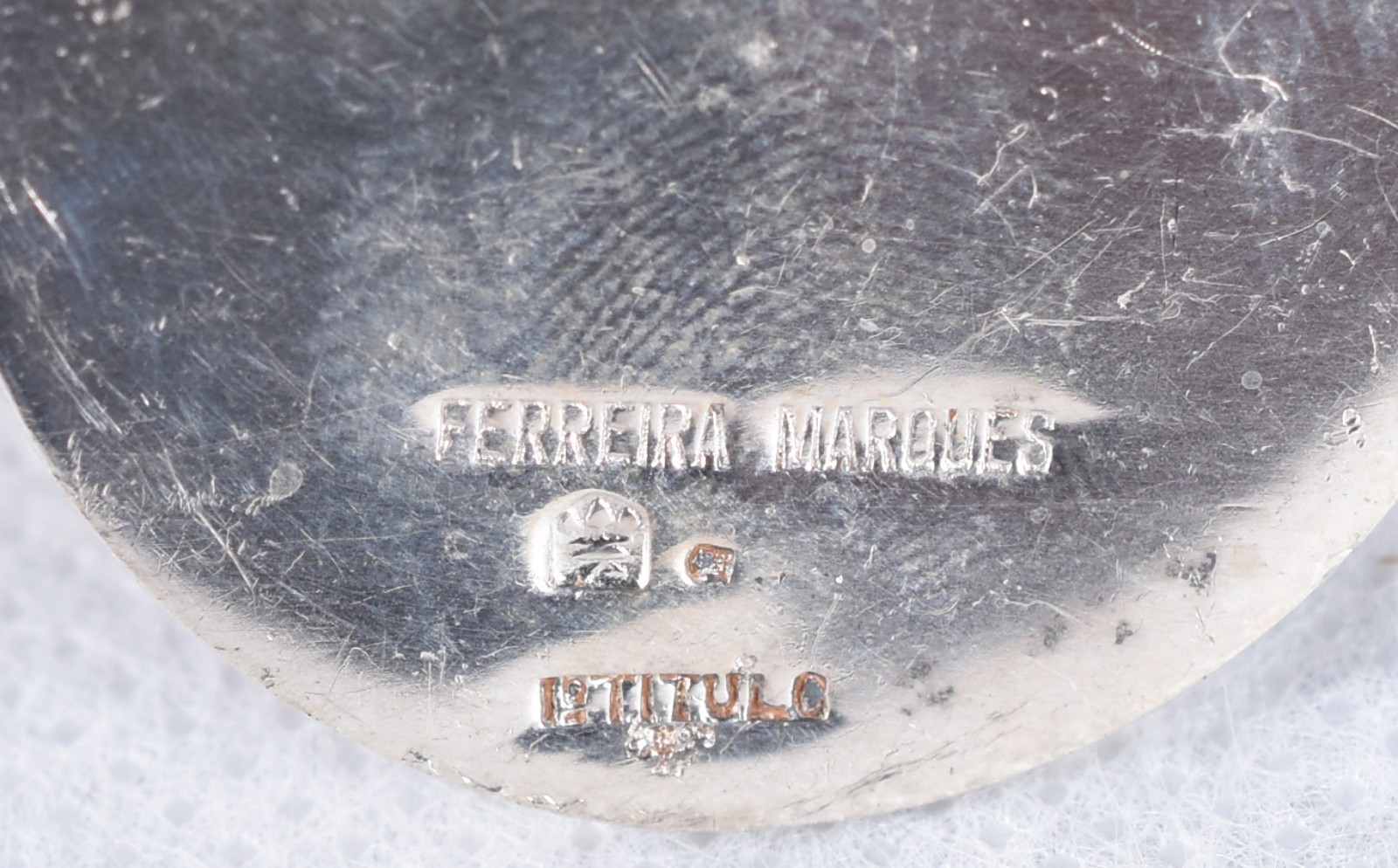 Oito marcadores de lugar de prata portuguesa contrastada, na forma de... - foto 6 de 6