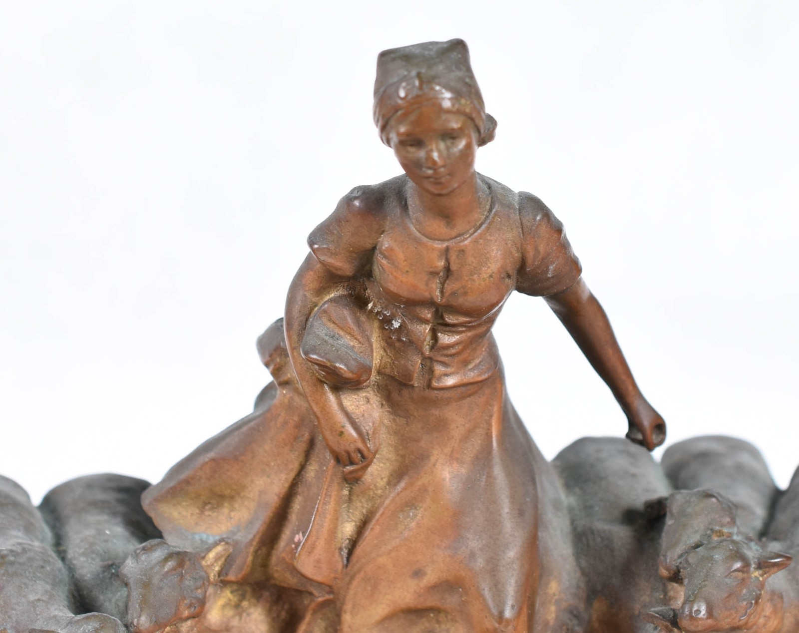 "Il pleut, il pleut bergère" - Pastora com Ovelhas. - foto 2 de 7