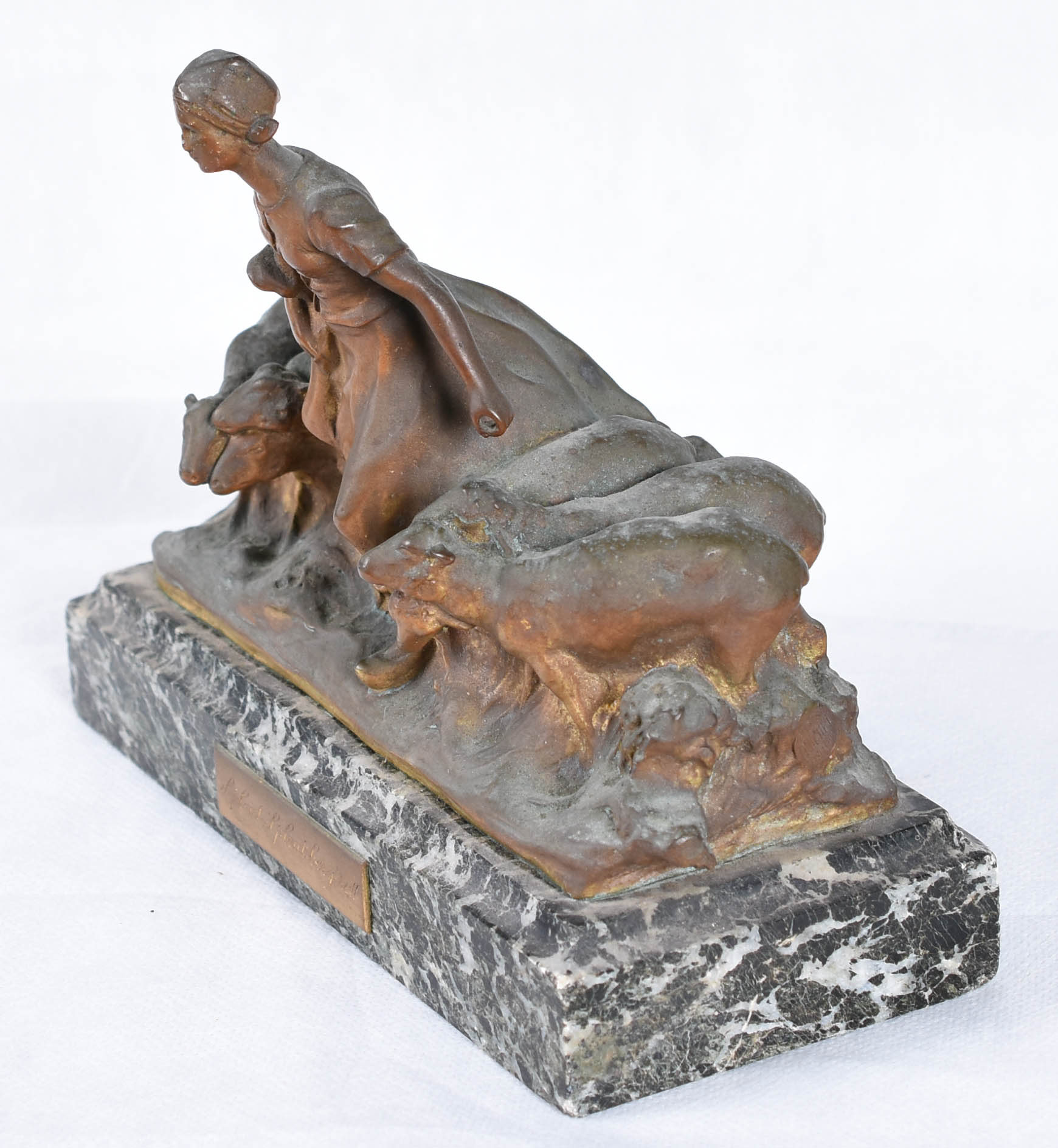 "Il pleut, il pleut bergère" - Pastora com Ovelhas. - foto 3 de 7