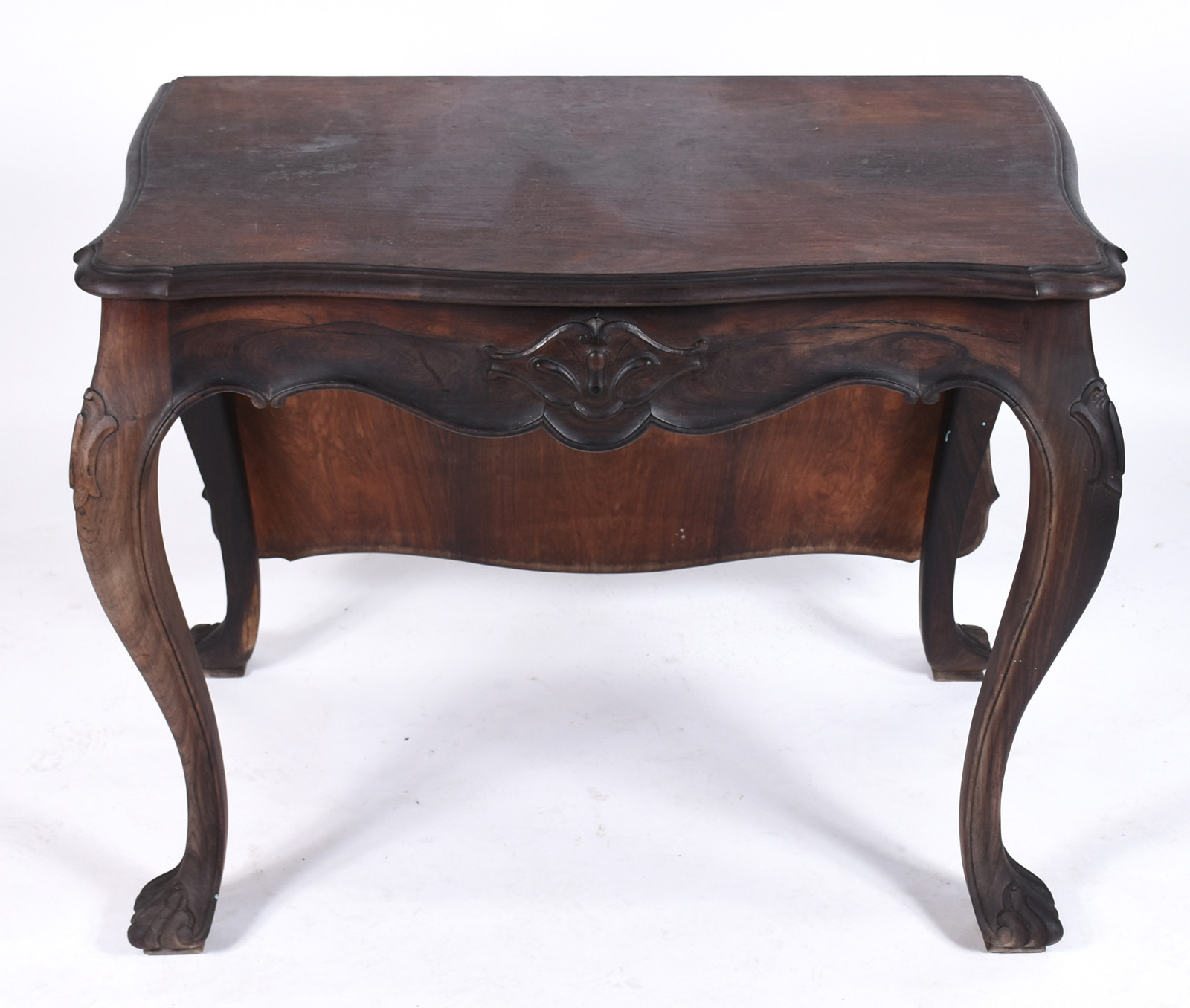 Mesa de encostar de jacarandá, saia recortada, pernas ligeiramente... - foto 2 de 6