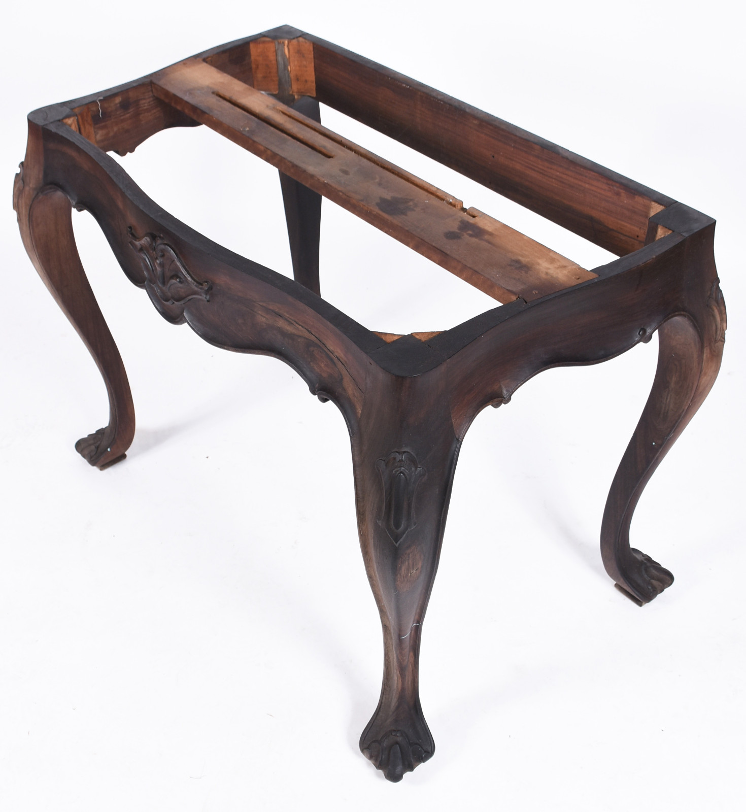 Mesa de encostar de jacarandá, saia recortada, pernas ligeiramente... - foto 3 de 6
