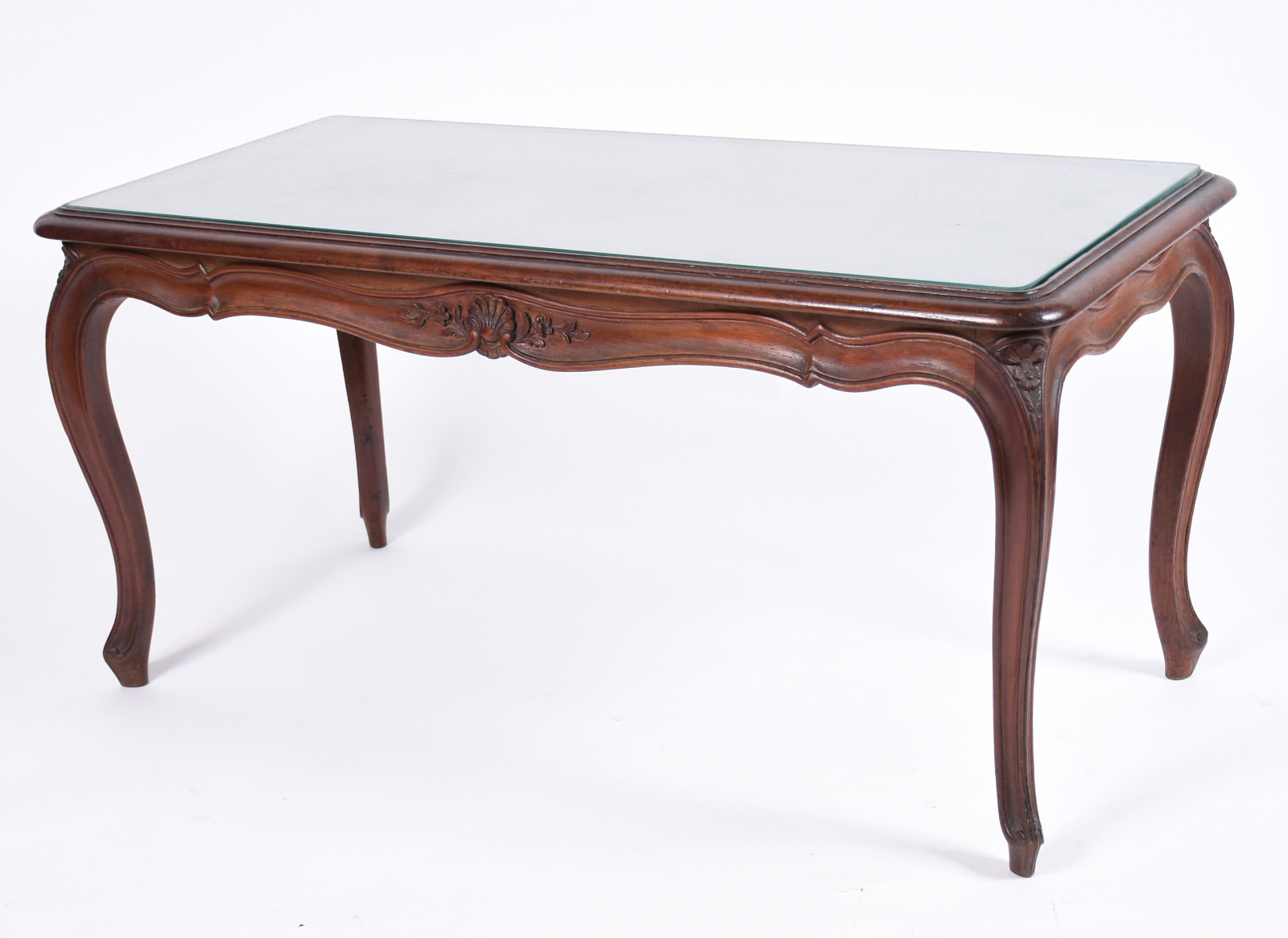 Mesa de centro de madeira nobre estilo Luis XV, saia recortada com... - foto 1 de 7