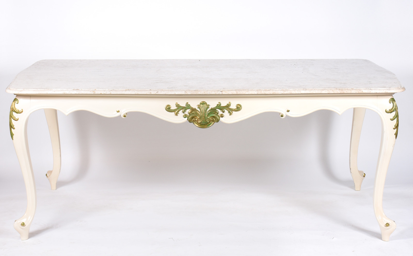 Mesa de jantar de madeira nobre patinada de branco com realces... - foto 2 de 6