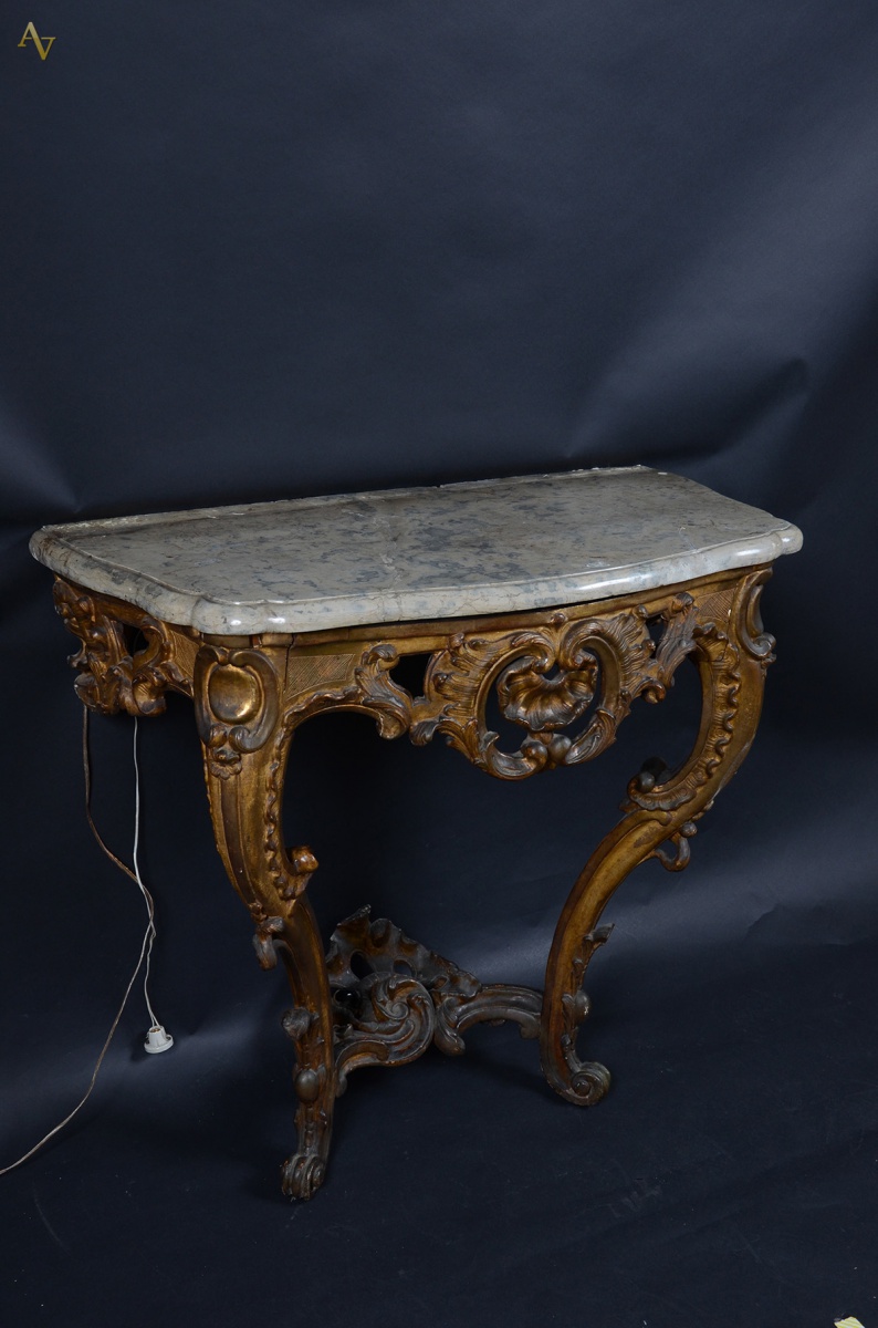 Console de parede em madeira entalhada Est. Louis XV, saia vazada em... - foto 1 de 2