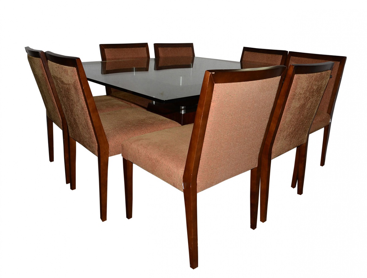 Mesa de jantar com tampo de vidro medindo 1,50 x 1,50 m. Acompanham 8... - foto 1 de 2