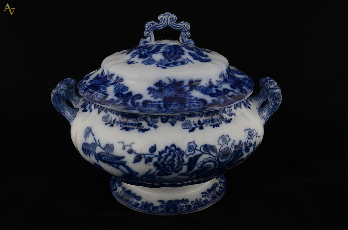 Terrina de porcelana azul borrão Copeland - Inglaterra - marca de... - foto 1 de 2