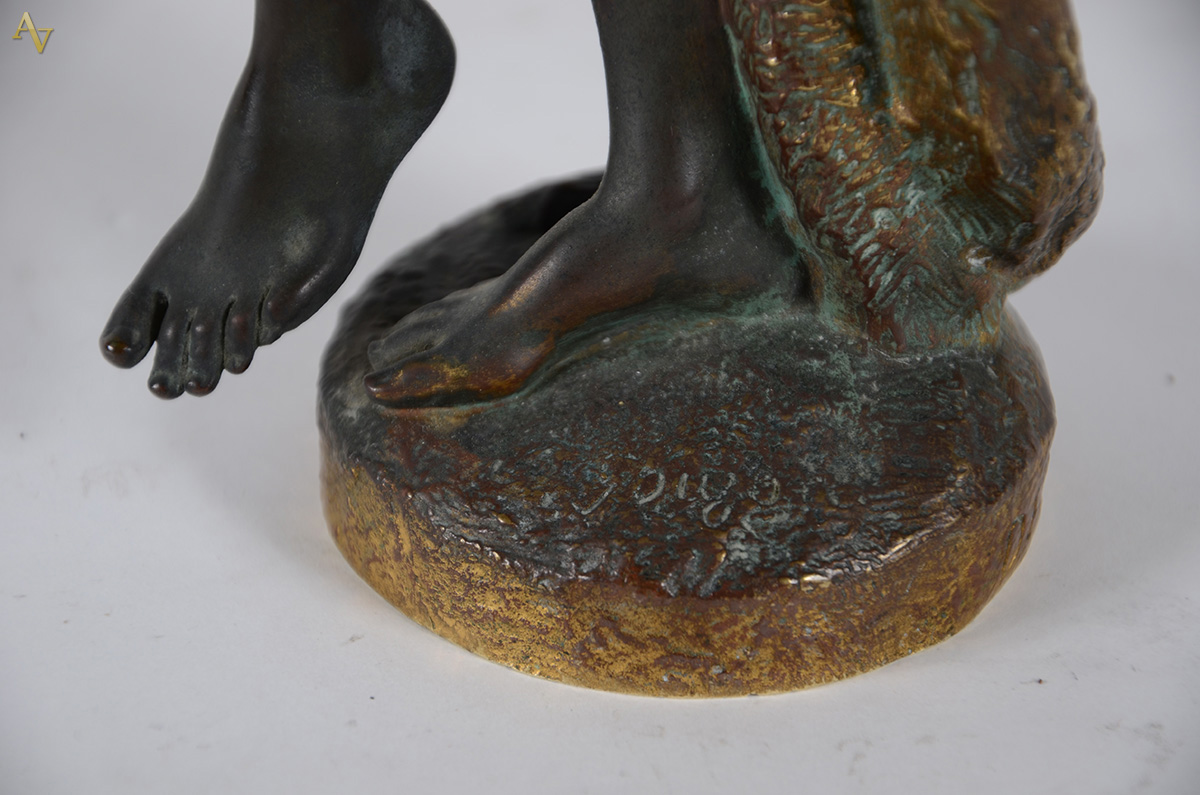 DELESALLE, E. Henri - Escultura de bronze repres. "Bacante"... - foto 4 de 5