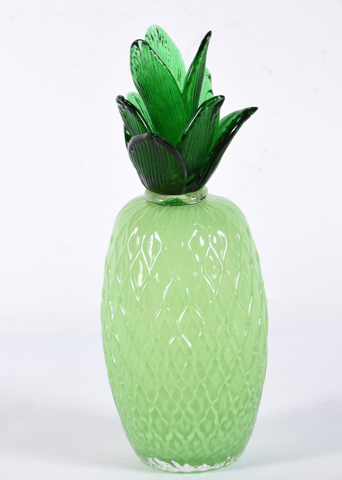 Abacaxi de vidro decorativo na cor verde. - foto 1 de 4