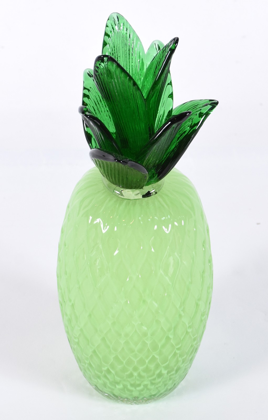 Abacaxi de vidro decorativo na cor verde. - foto 3 de 4