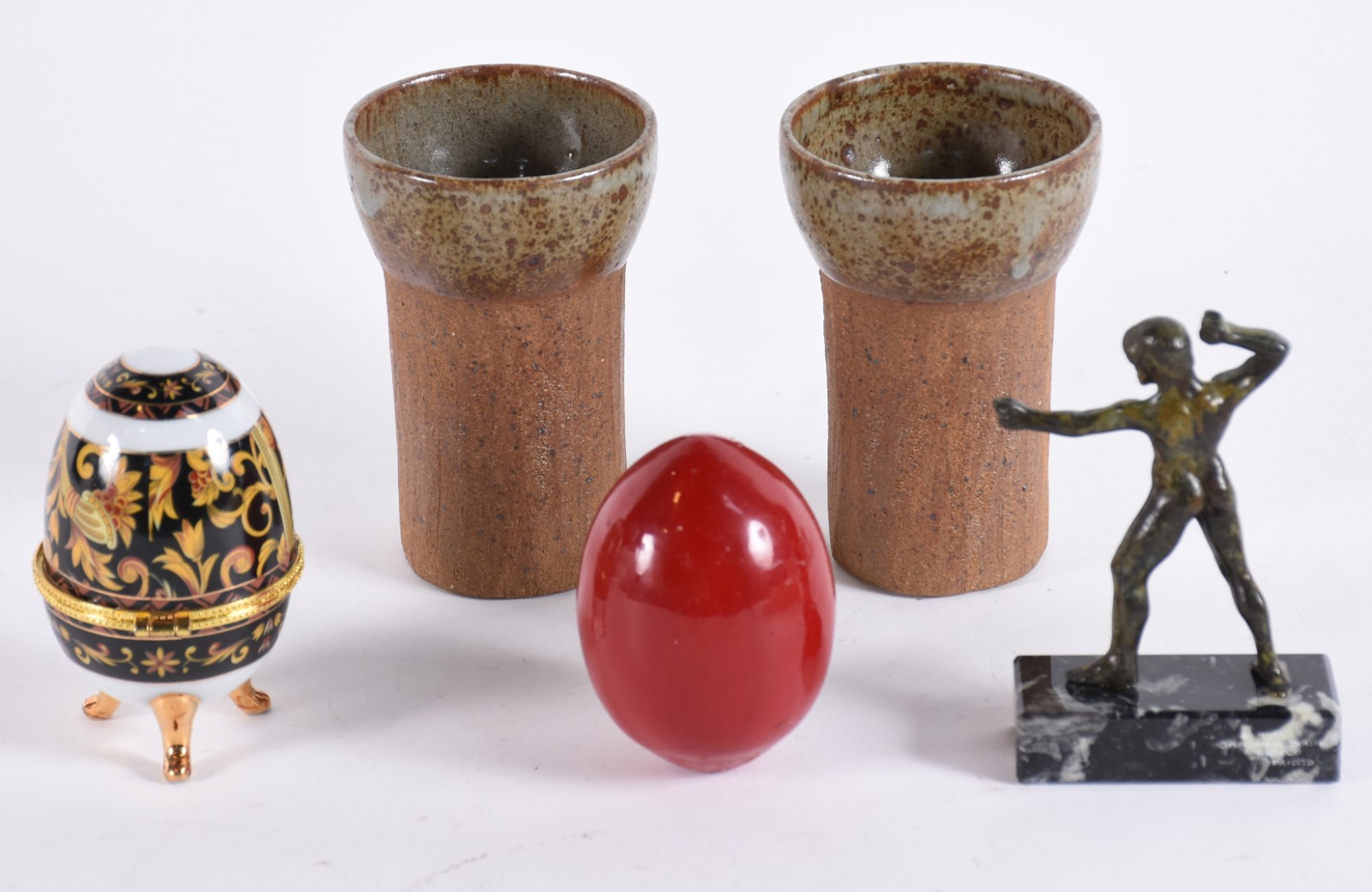 Cinco peças diversas, sendo: Hercules em miniatura de de bronze... - foto 4 de 9