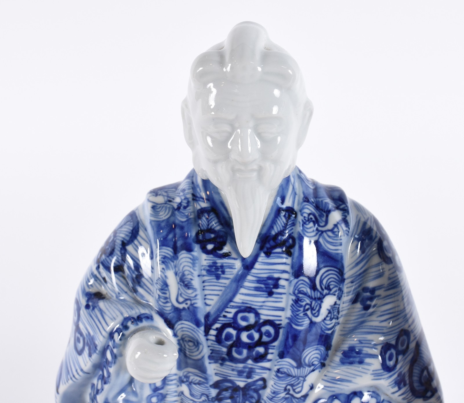 Duas esculturas de porcelana japonesa policromada representando... - foto 3 de 7