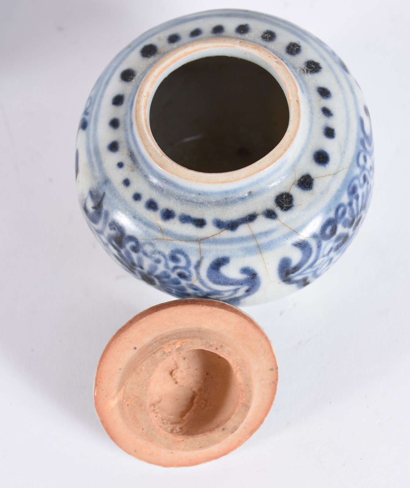 Diversas peças orientais, sendo: 2 bowls de porcelana sendo a parte... - foto 6 de 9