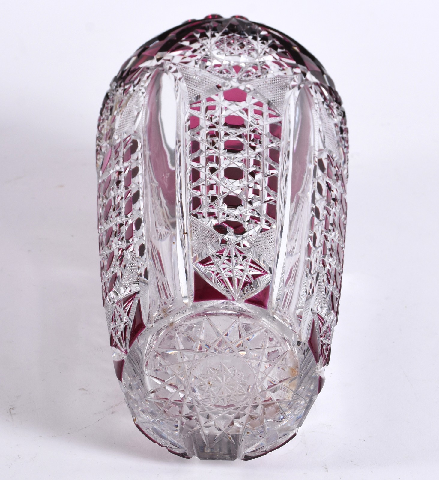 Vaso de cristal doublé rubi lapidação tijolinho. - foto 3 de 3