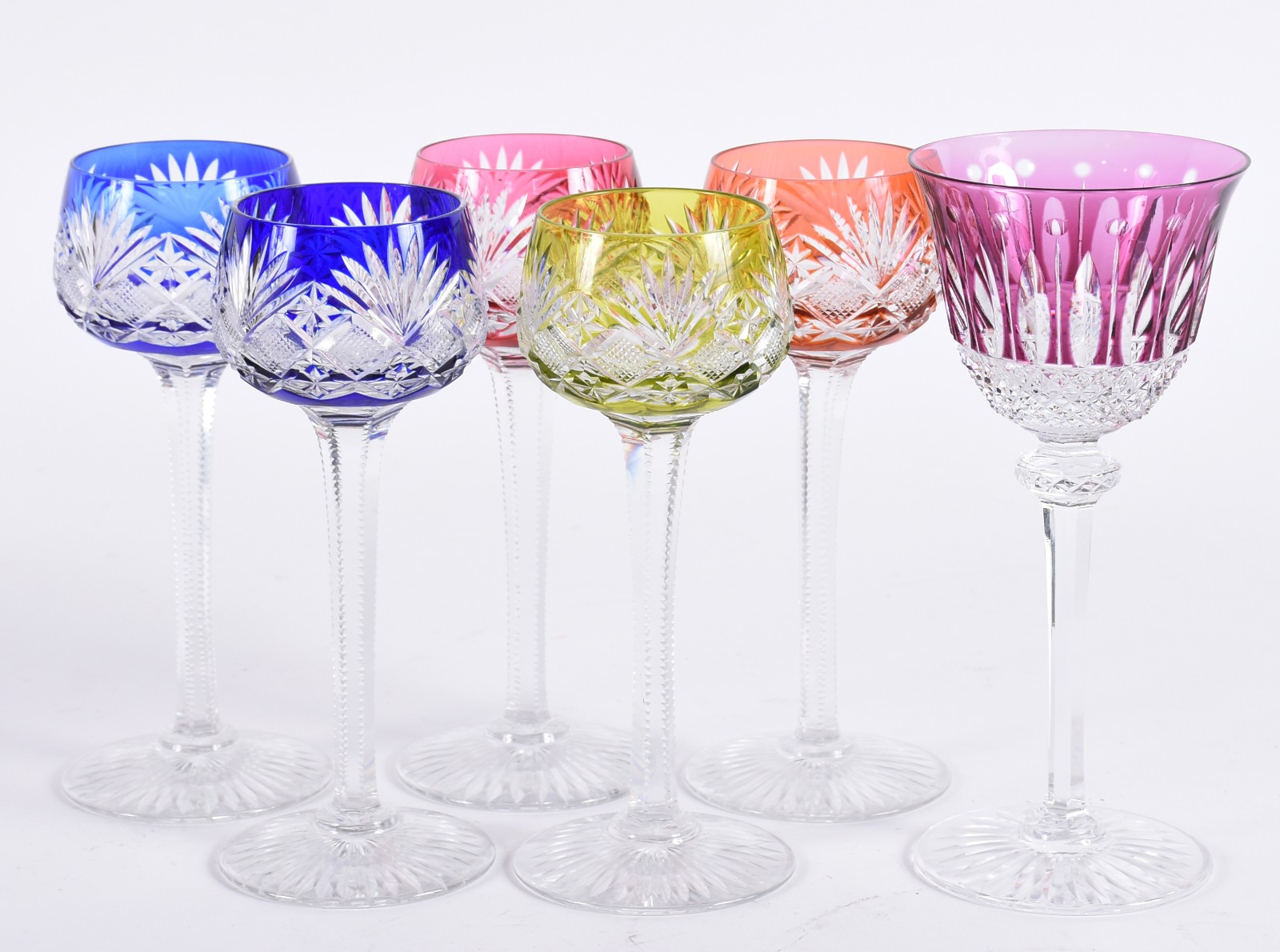 Cinco taças de cristal lapidado doublé diversas cores e um de modelo... - foto 1 de 4