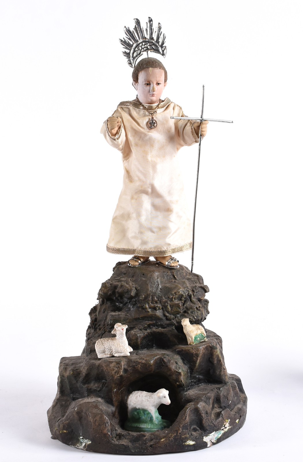 Menino Deus no monte - Imagem de madeira policromada, resplendor... - foto 1 de 8