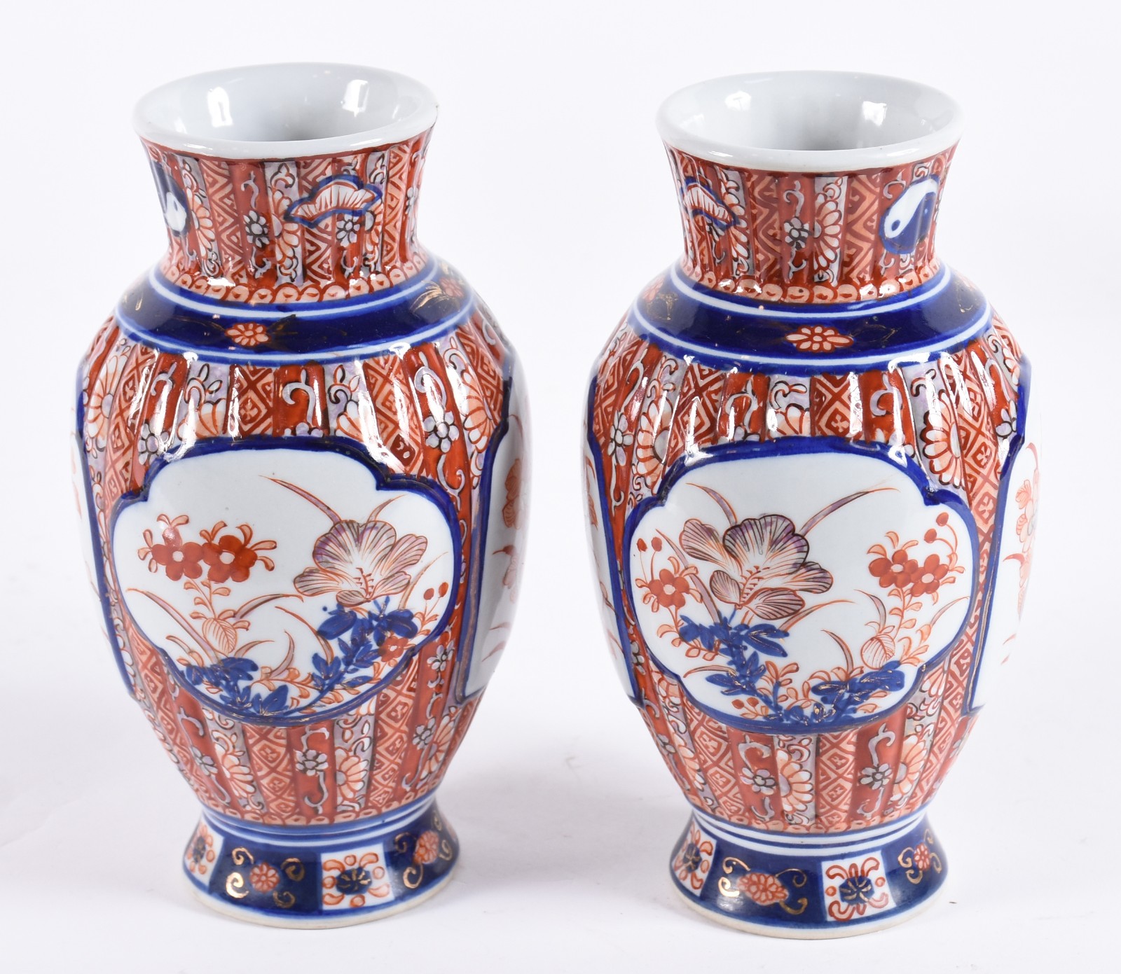 Par de vasos japoneses de porcelana Imari. - foto 3 de 5