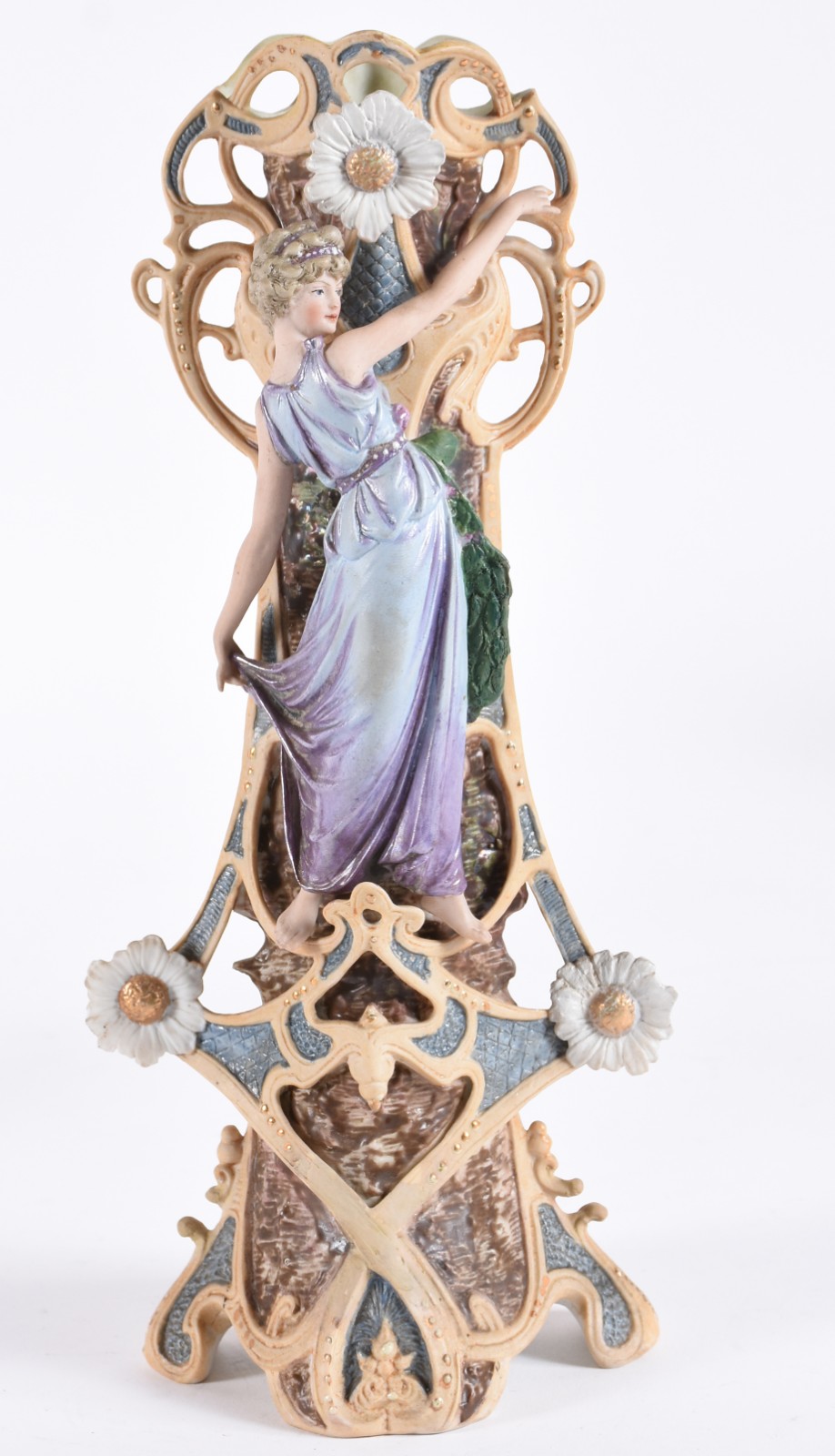 Escultura Art Nouveau de biscuit policromado decorado com figura... - foto 1 de 5