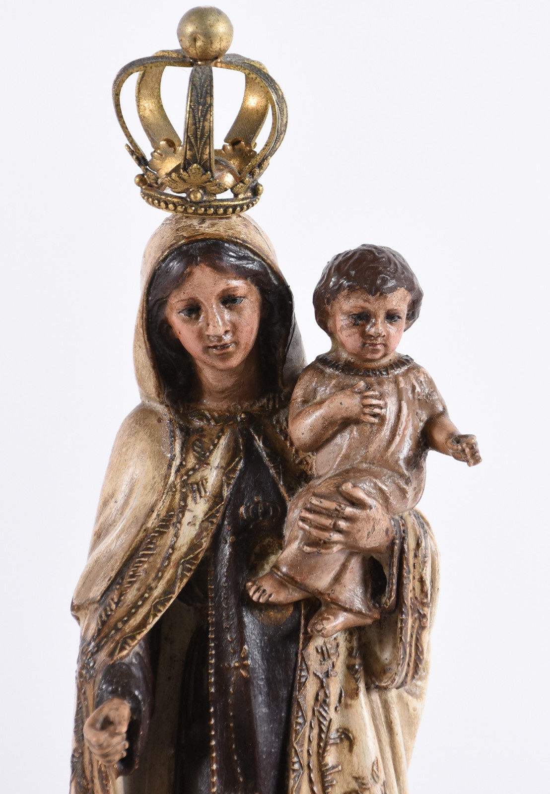 Nossa Senhora Do Carmo - Imagem de madeira policromada. - foto 2 de 5
