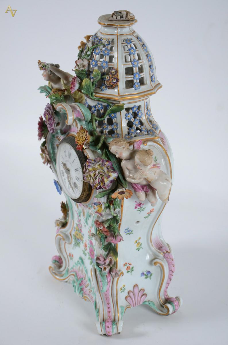 Relógio de mesa em porcelana alemã - Gabriel & Fils - A Paris (com... - foto 2 de 2
