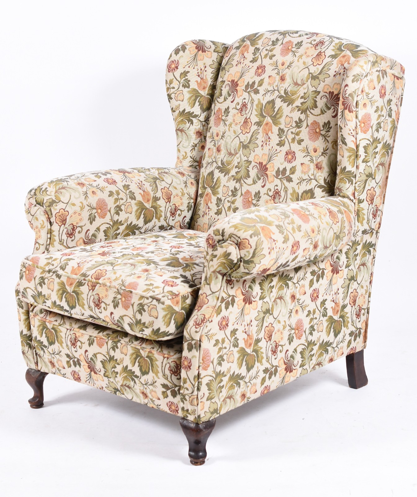 Bergere estofada e forrada com tecido floral, pés de madeira nobre... - foto 1 de 4