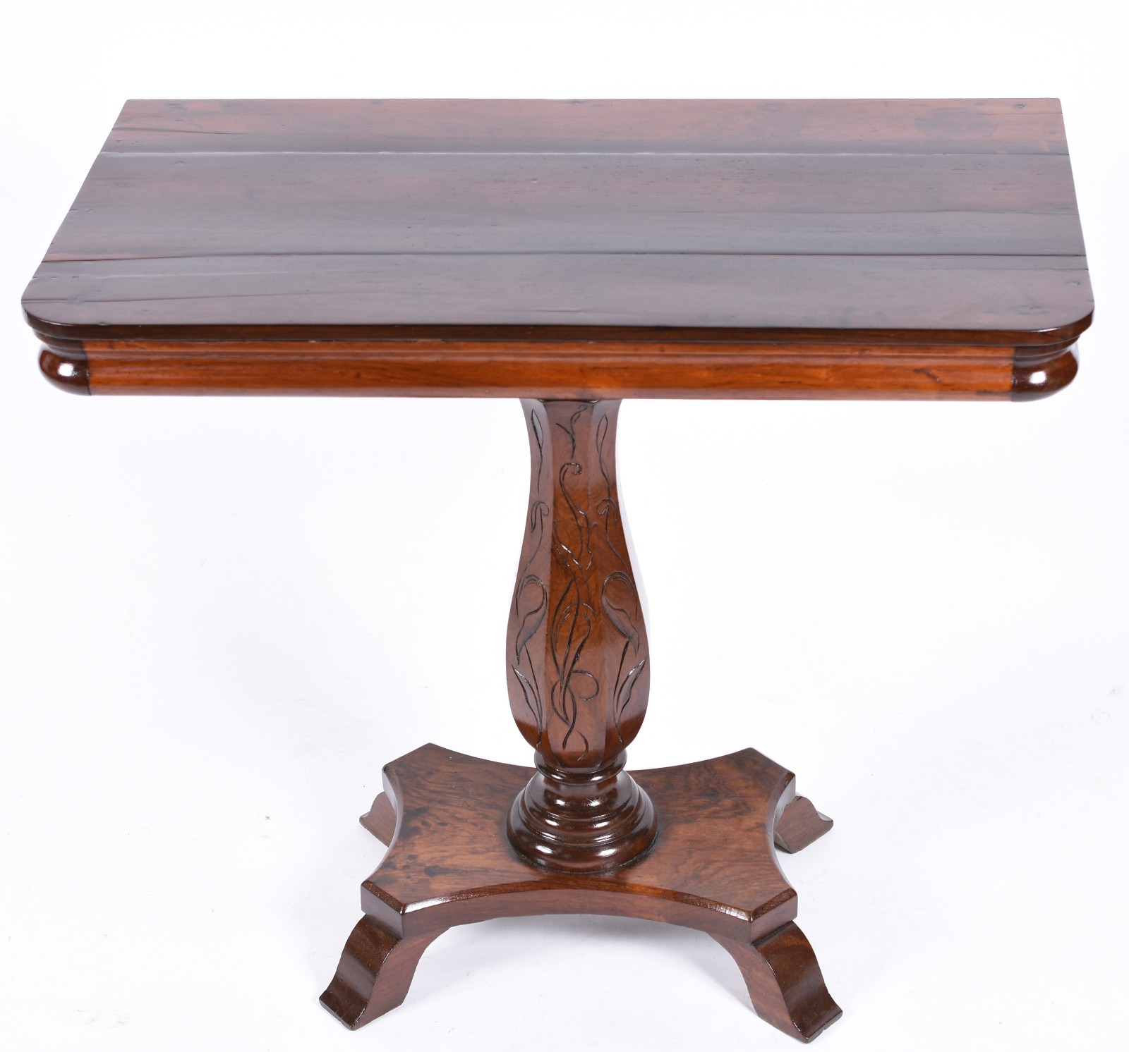 Mesa de encostar de madeira nobre, tampo retangular apoiado sobre... - foto 3 de 5