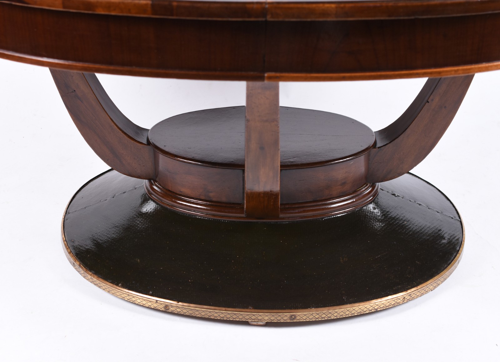 Mesa de jantar de madeira nobre, estilo Art Deco, tampo oval de... - foto 3 de 5