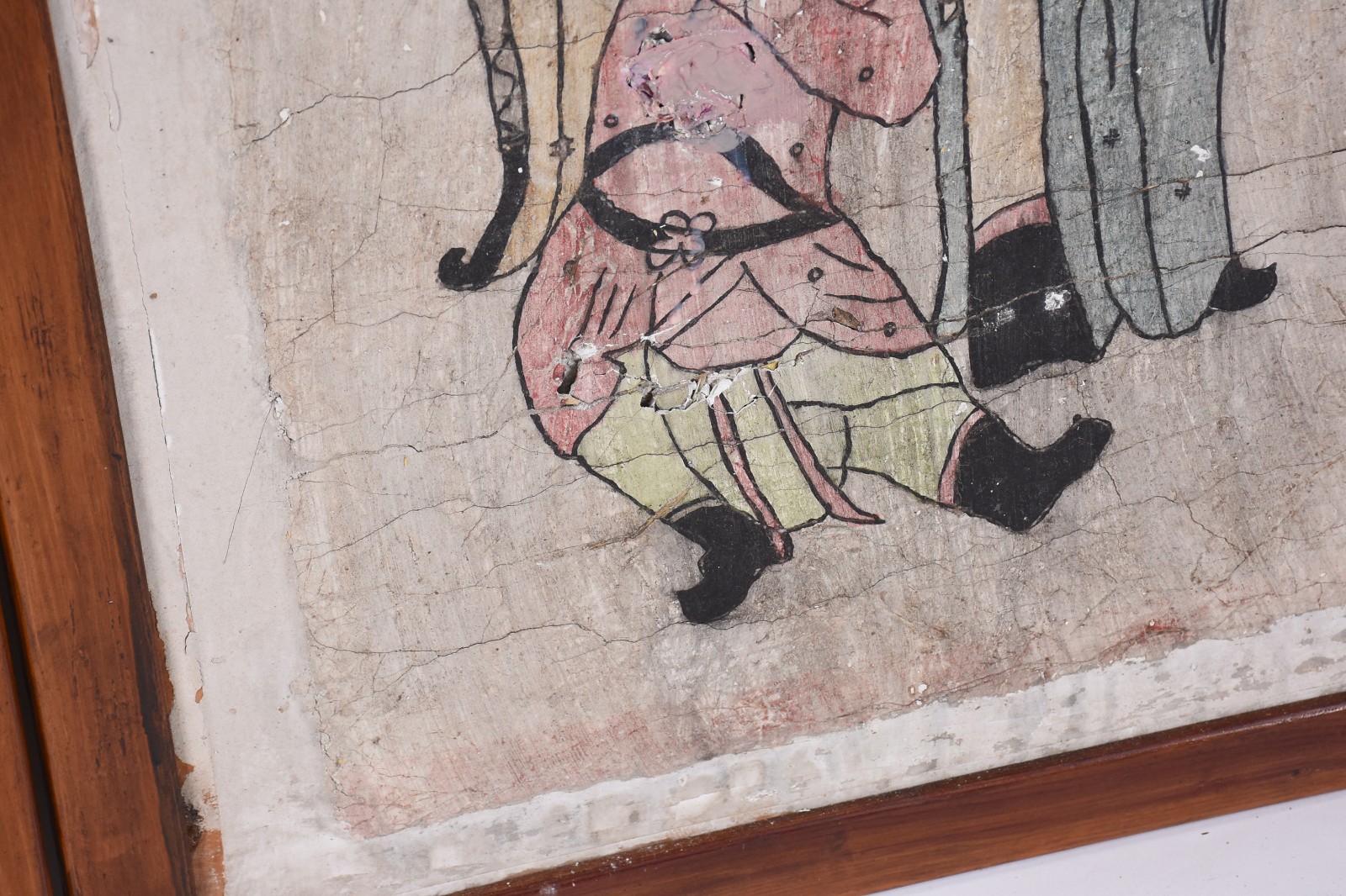 Par de quadros chineses decorados com figuras típicas sobre material... - foto 2 de 5