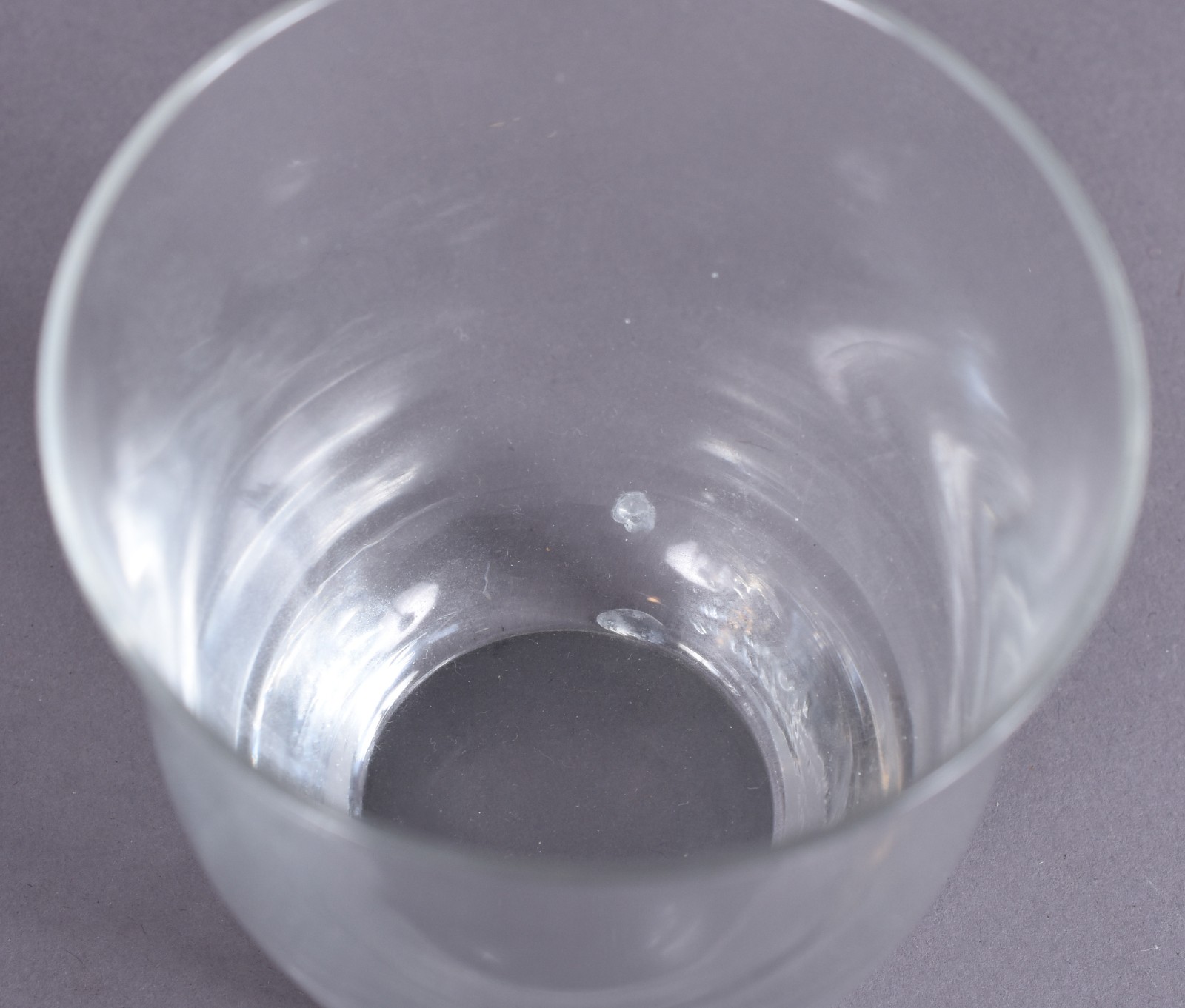 Lote composto de: 11 copos para água de cristal e 6 flutes para... - foto 3 de 4