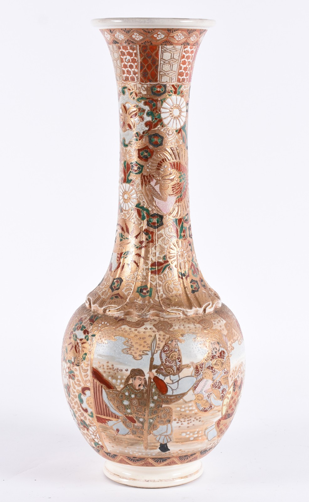 Vaso de porcelana japonesa Satzuma Imperial, ricamente decorado com... - foto 1 de 4