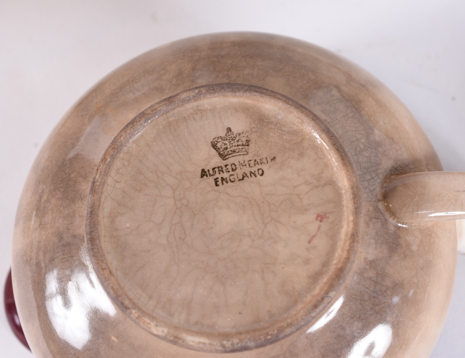 Serviço de jantar de faiança inglesa Alfred Meakin na cor bege com... - foto 4 de 6