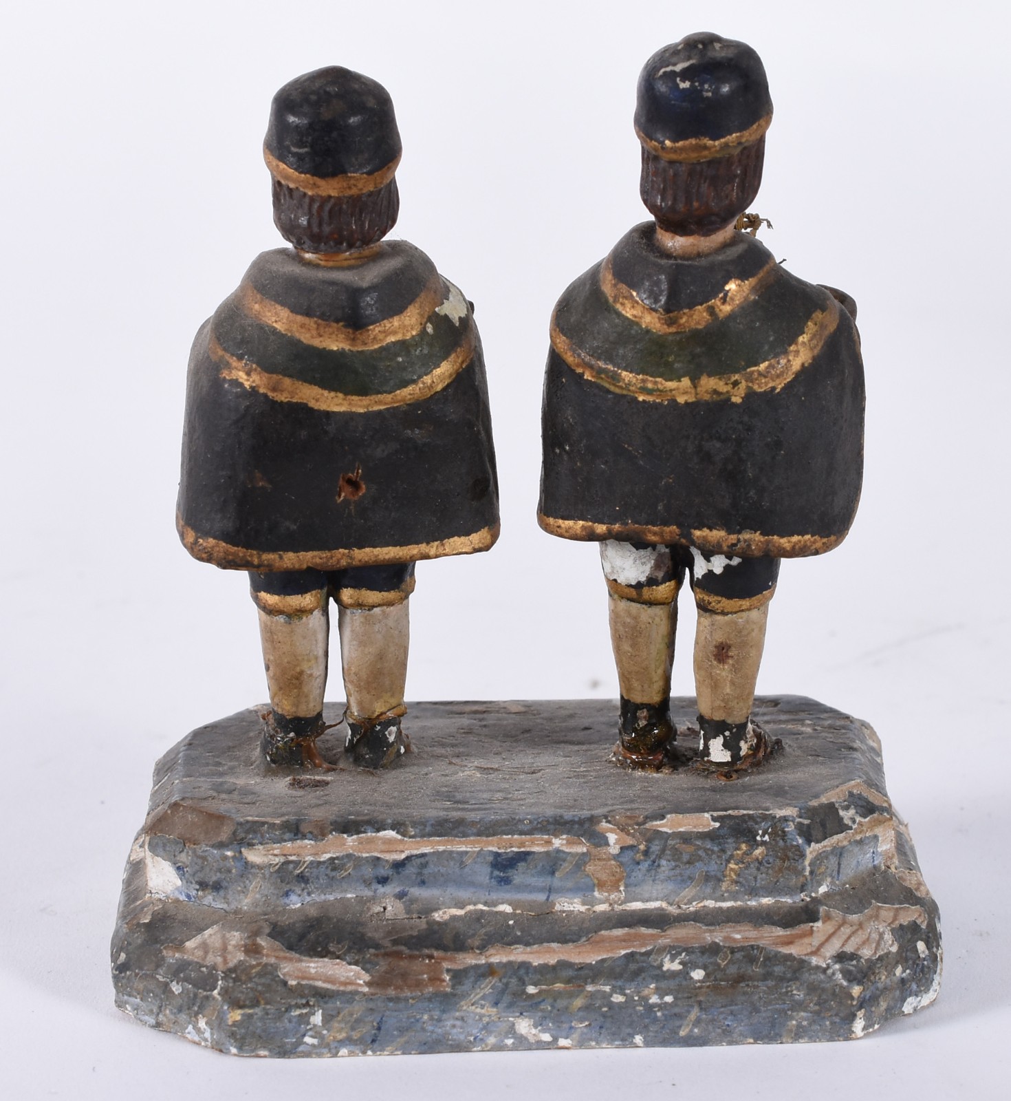 Cosme e Damião - Imagem de madeira policromada, pequenos desgastes. - foto 4 de 5
