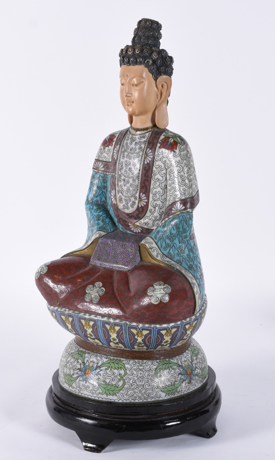 Escultura de cloisonné representando Buda, base de madeira. - foto 3 de 5
