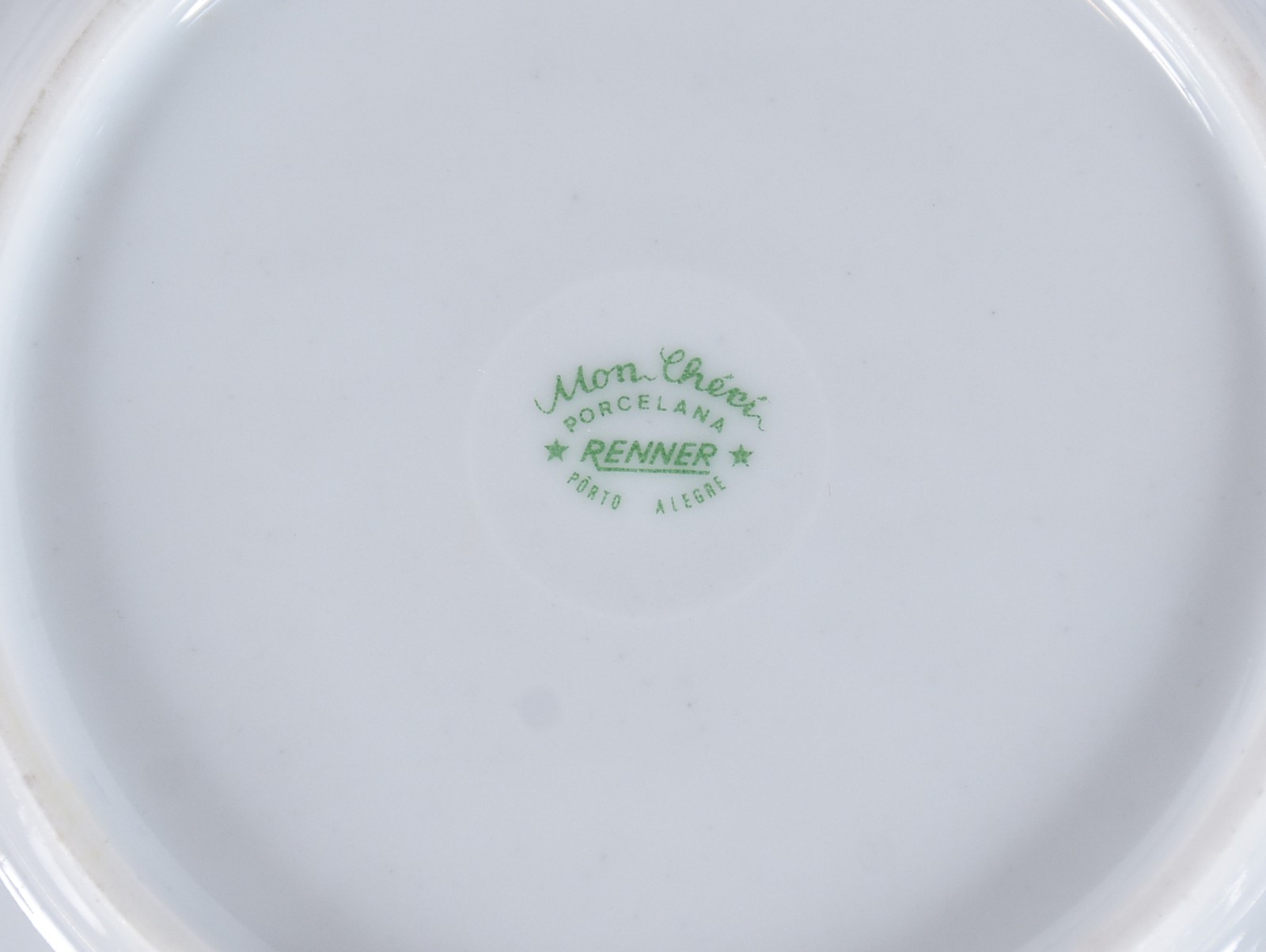 Serviço de chá de porcelana Renner composto de: 6 xícaras com pires... - foto 5 de 6