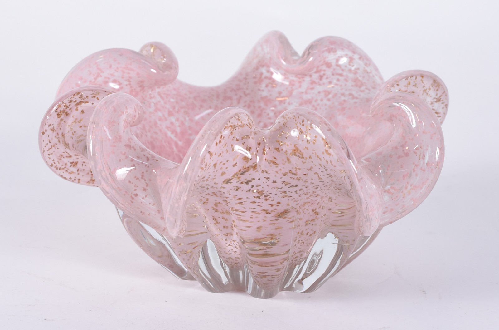 Bowl de vidro decorativo na cor rosa com pó de ouro, borda feitio... - foto 1 de 3
