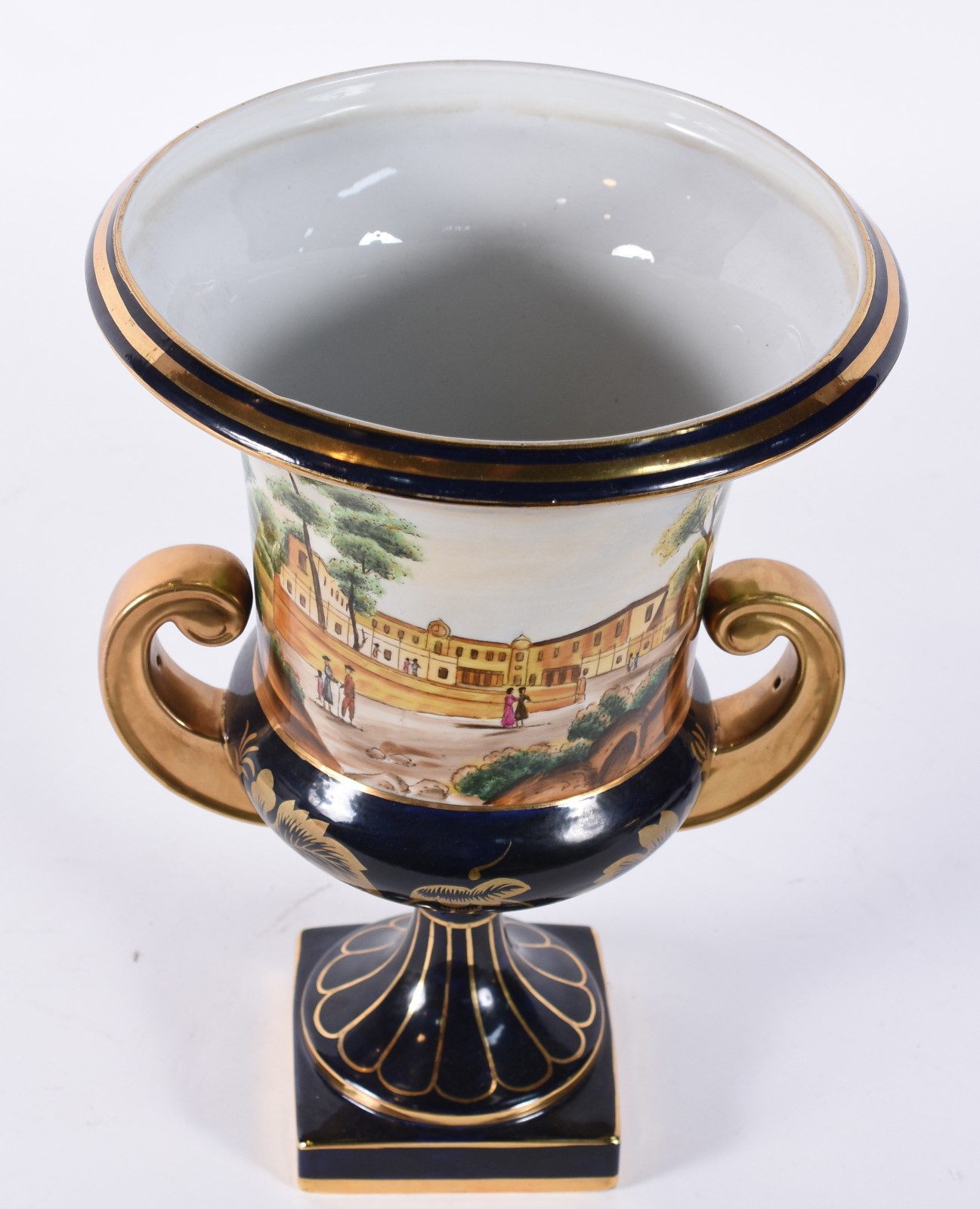 Ânfora de porcelana francesa de Sèvres na cor azul cobalto com... - foto 2 de 6