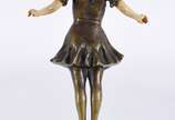 RICHARD, Colombina - Escultura de bronze com braços e rosto de marfim, base de mármore, assinado.