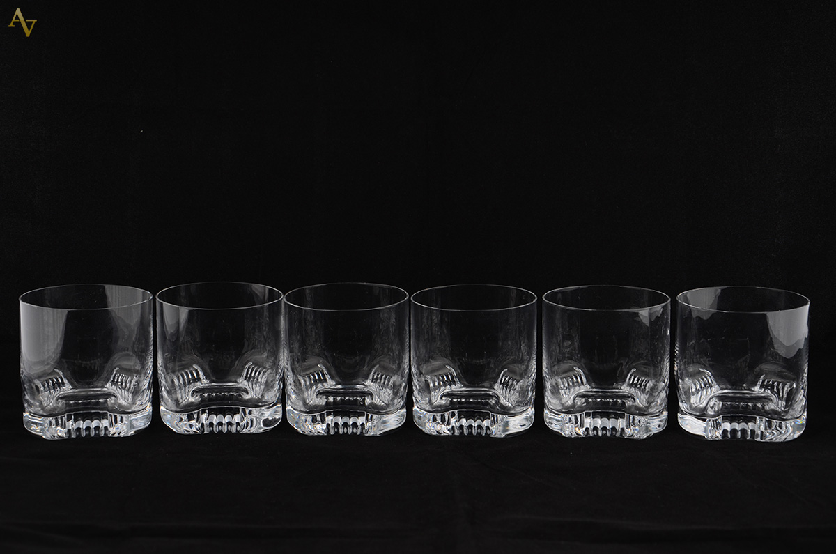 Seis copos p/ whisky em cristal da Bohemia. - foto 1 de 2