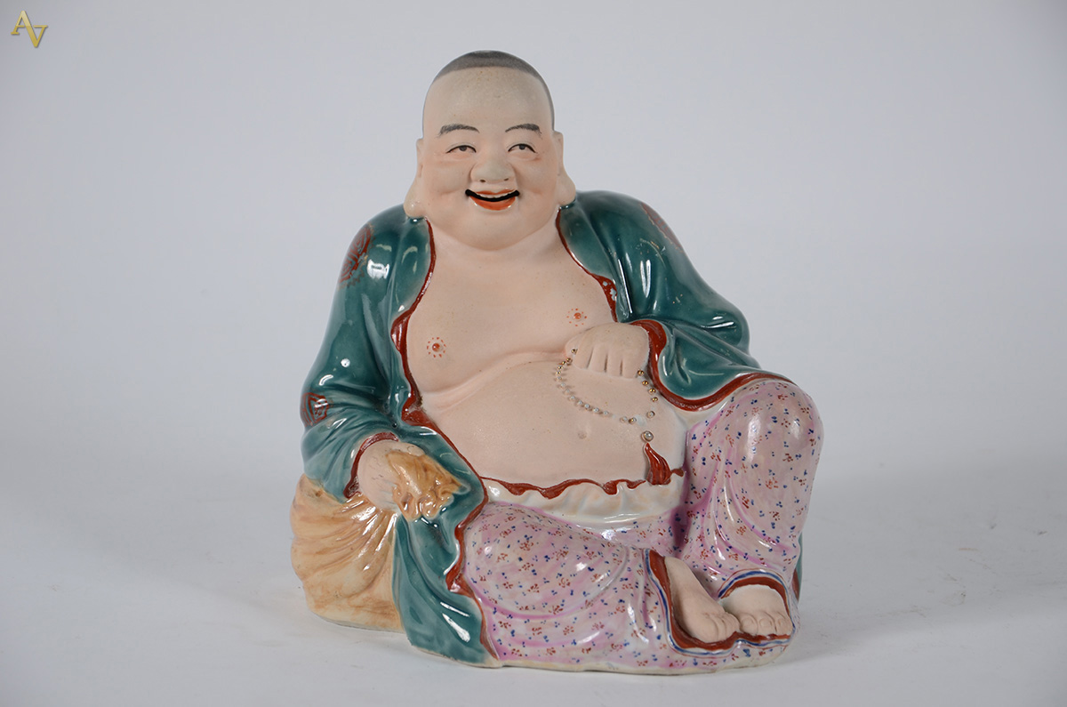 Buda em porcelana policromada. Alt. 20 cm - foto 1 de 2