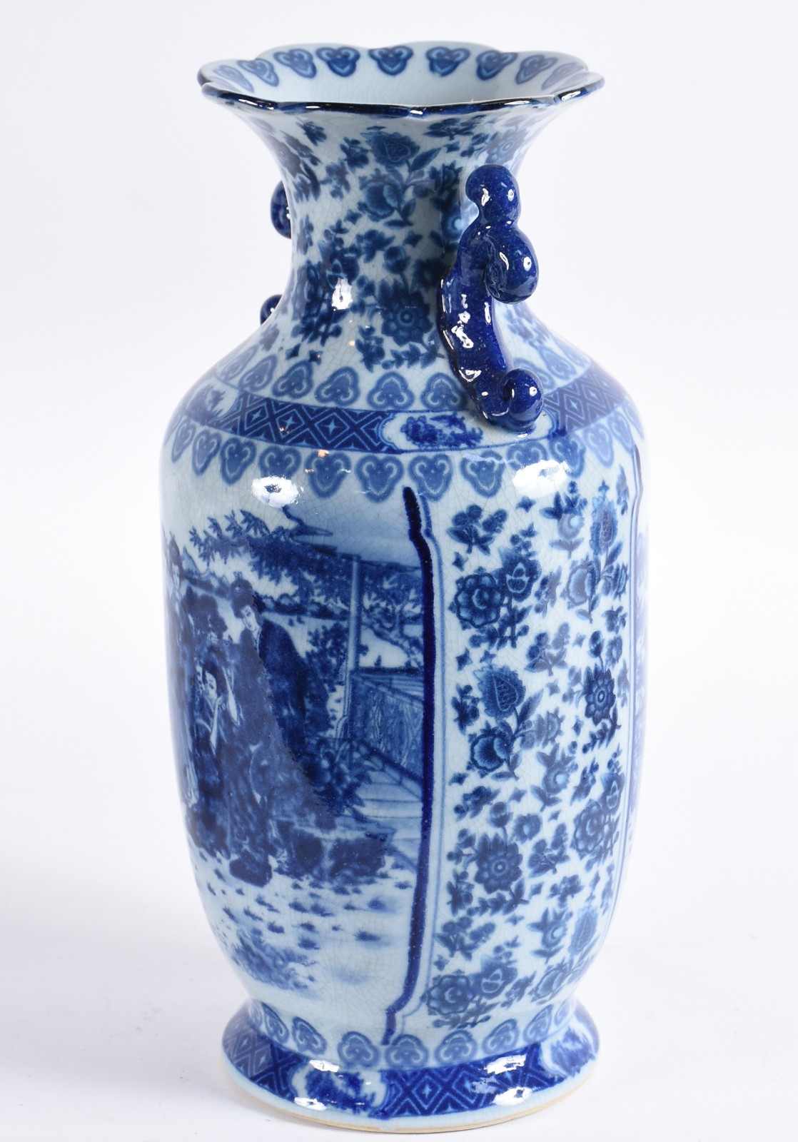 Vaso de porcelana oriental azul e branco. - foto 3 de 6