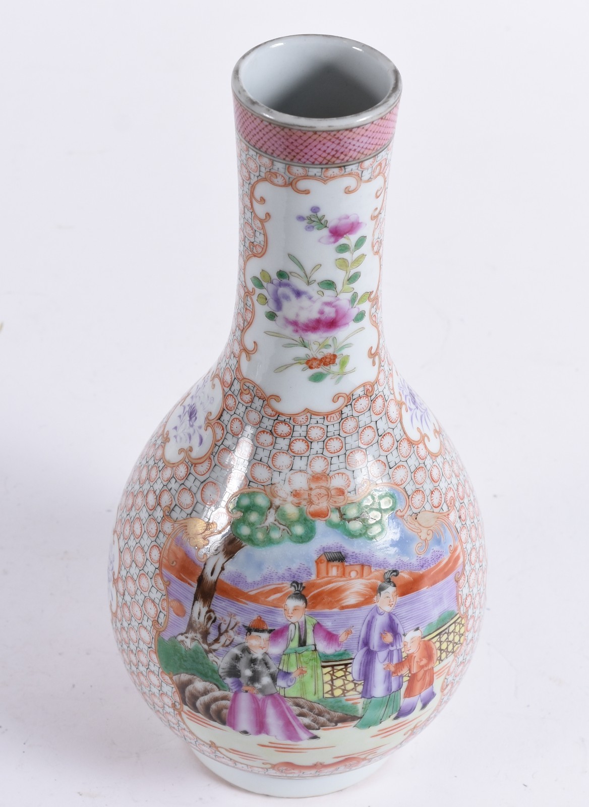 Vaso piriforme com longo gargalo em porcelana chinesa da Companhia... - foto 2 de 5