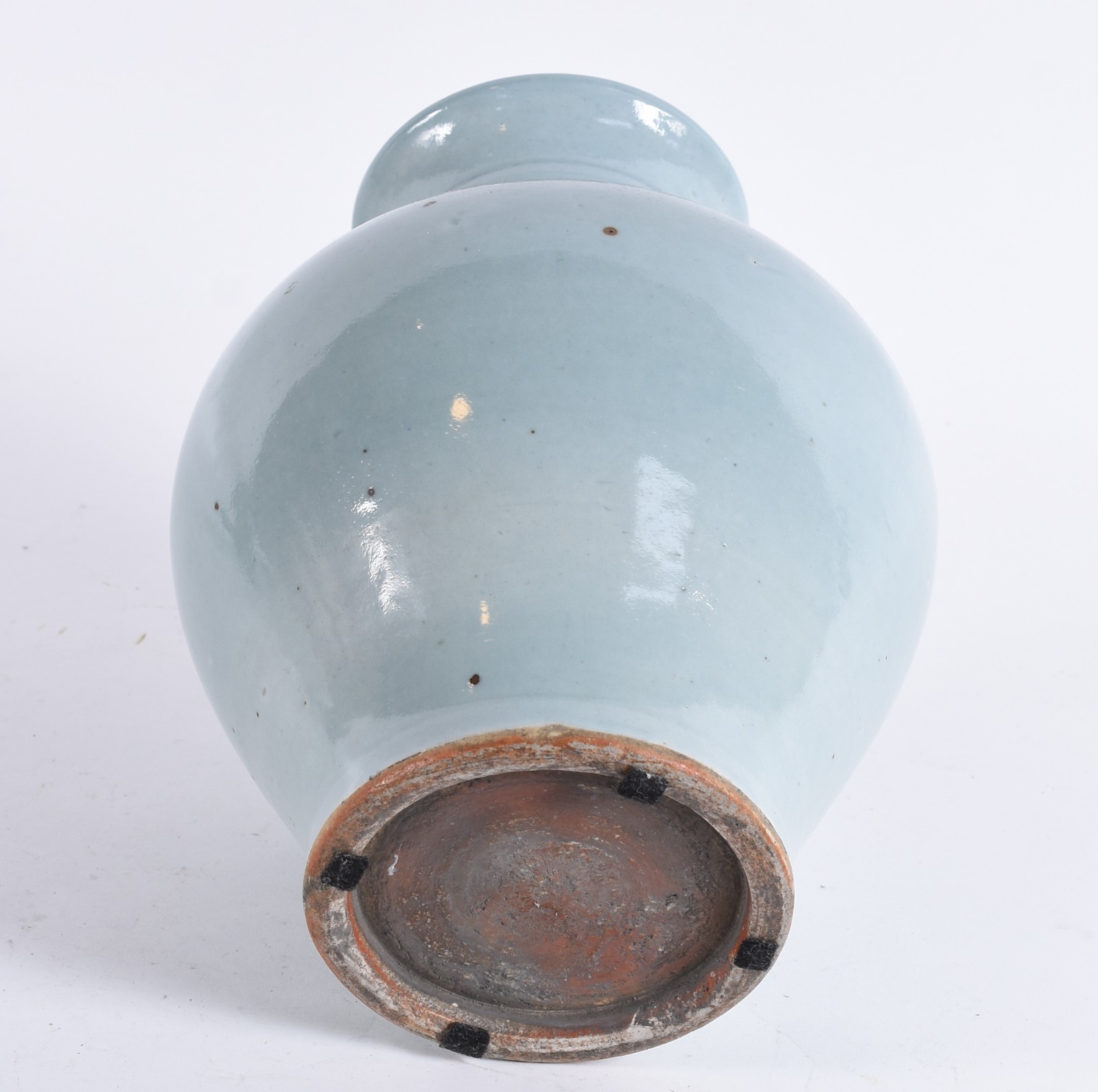 Vaso em porcelana chinesa de formato bojudo, revestido por coberta... - foto 3 de 4