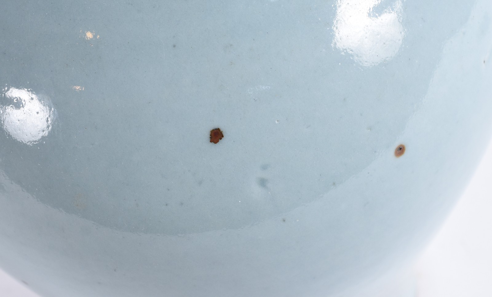 Vaso em porcelana chinesa de formato bojudo, revestido por coberta... - foto 4 de 4