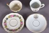 Diversas peças de porcelana, sendo: pequena ban... - Diversas peças de porcelana, sendo: pequena bandeja de porcelana Limoges com detalhes de bronze, pequena sopeira com presentoir, 3 xícaras com p...