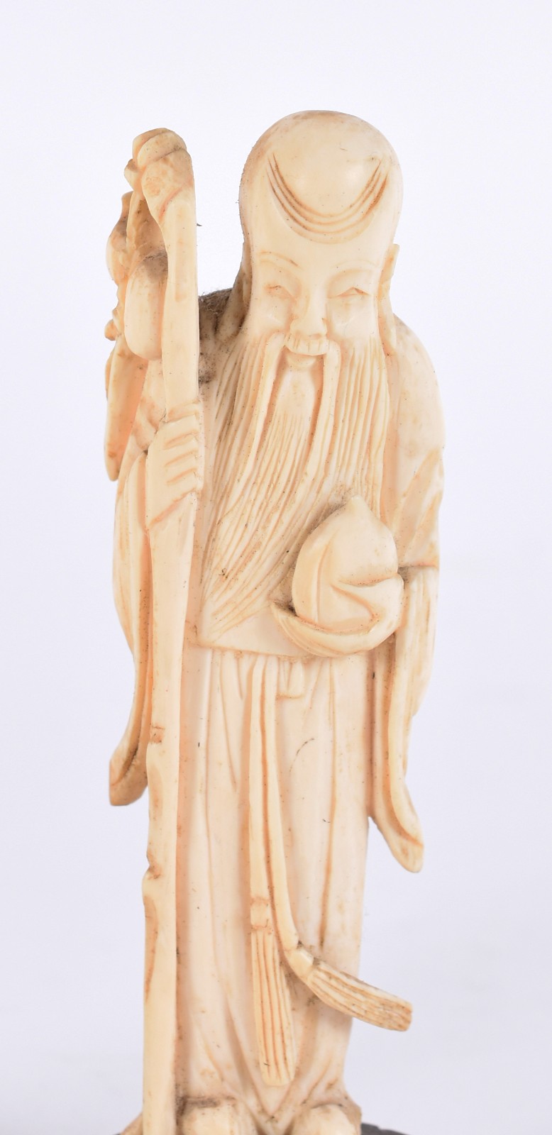Duas estatuetas de marfim representando "sábios", bases de madeira. - foto 4 de 4