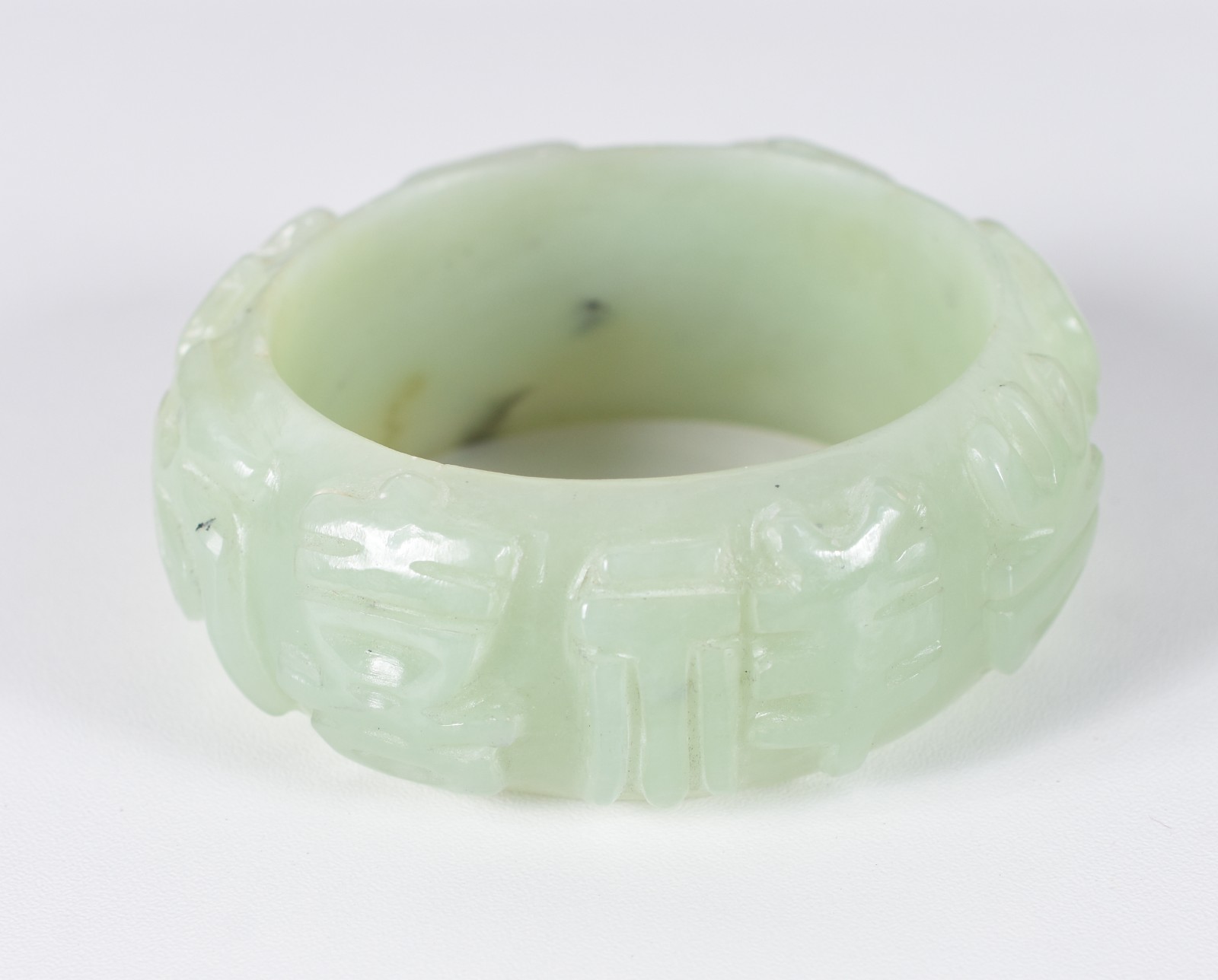 Diversas peças, sendo: 5 pulseiras e colar com pedra verde. - foto 2 de 5